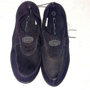 Men’s swim shoes.